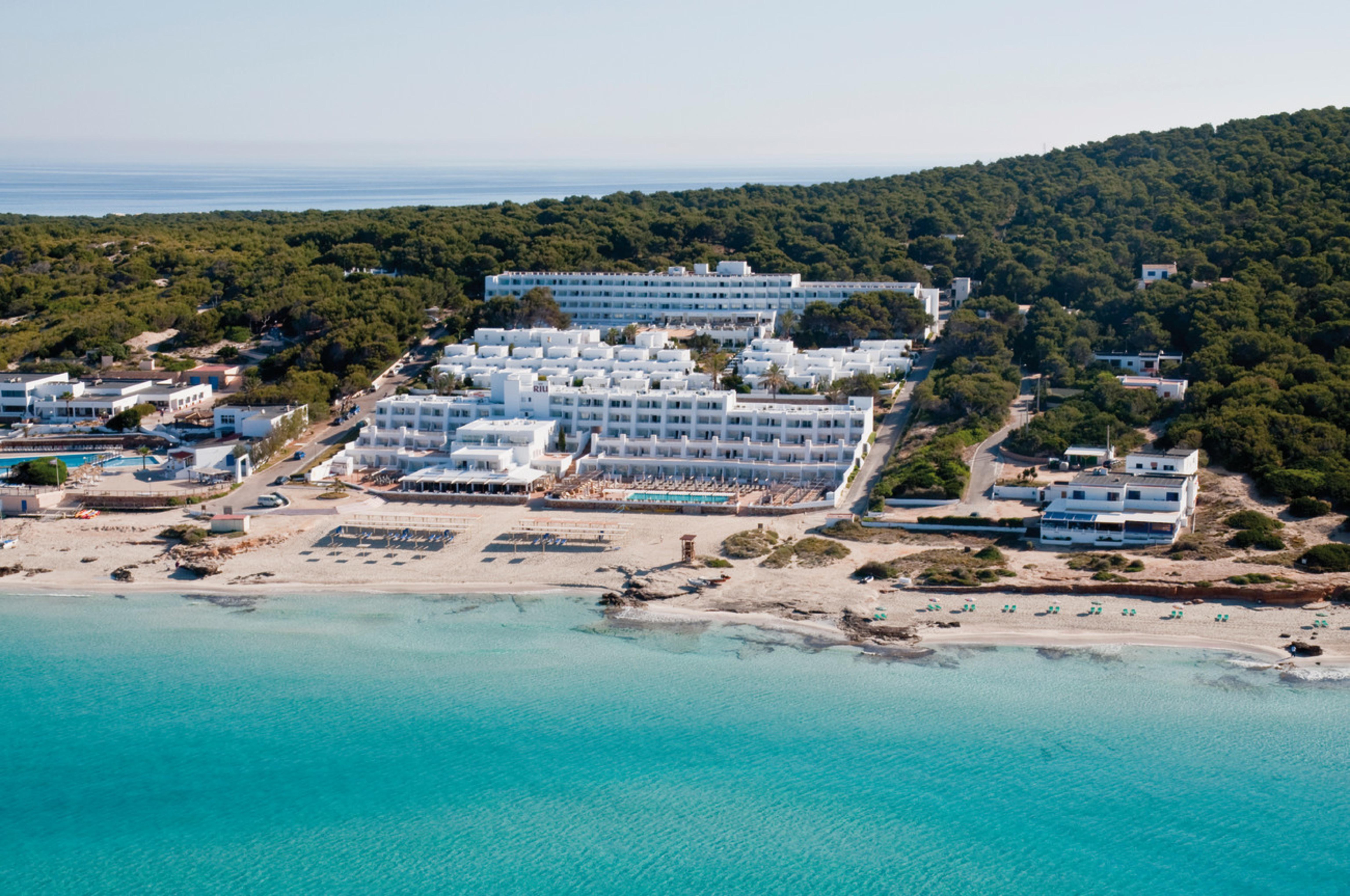 Riu La Mola Hotel Playa Migjorn Exterior photo