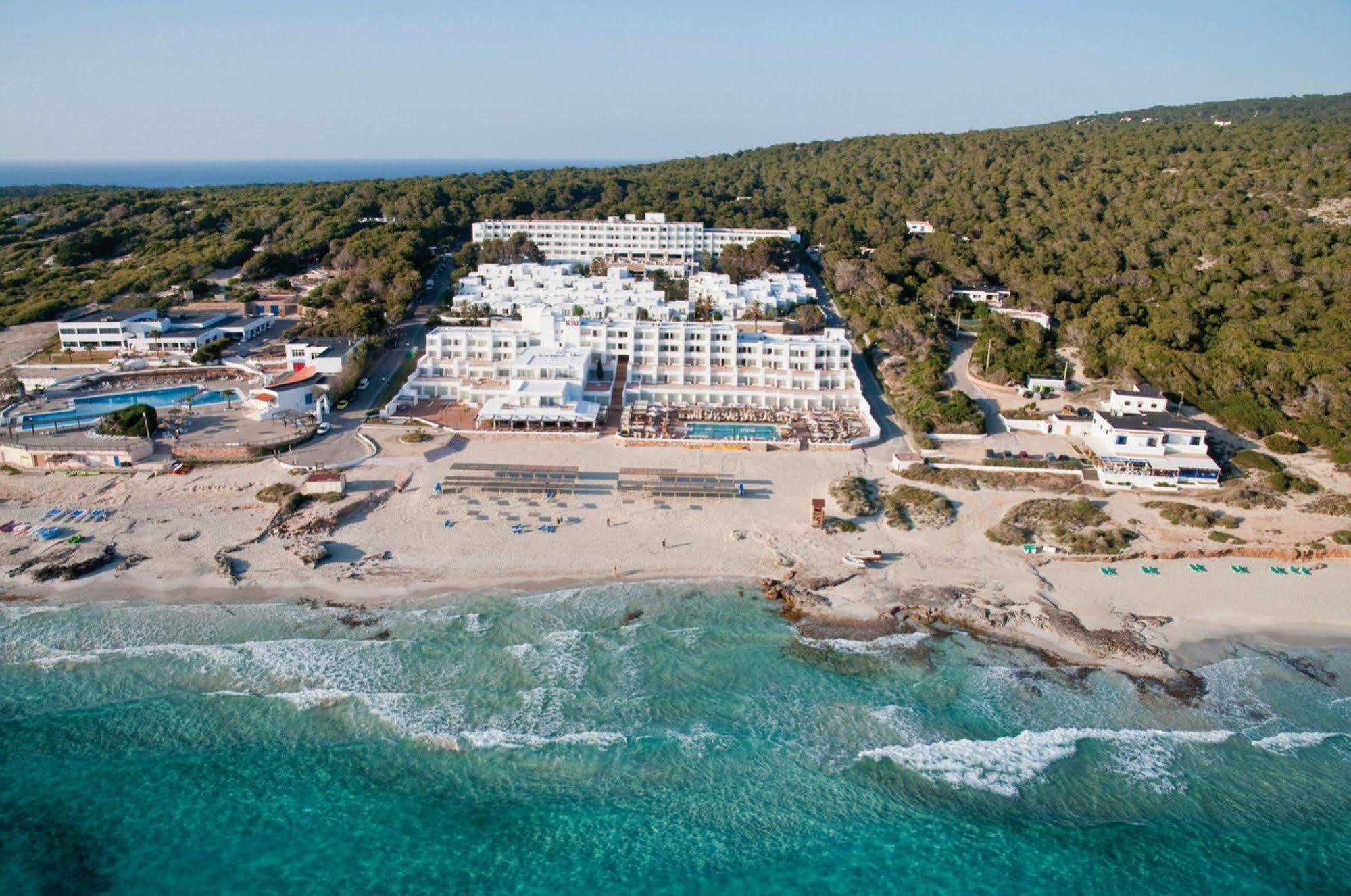 Riu La Mola Hotel Playa Migjorn Exterior photo